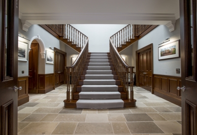bespoke-luxury-staircase