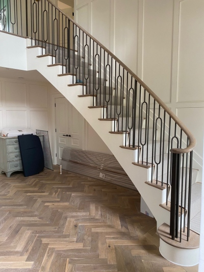 Oak Handrails Manufacturer