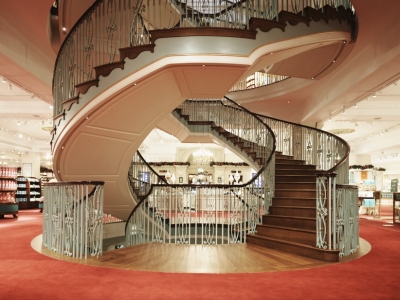 double-helix-staircase-fortnum-mason