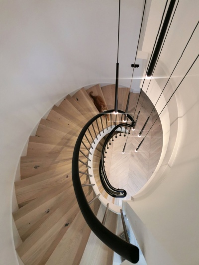 WG_GROUNDING-YOUNG-FAMILY-HOME-IN-NEW-LUXURY-AND-WARM-MINIMALISM-STYLE-TO-MEWS-HOUSE-IN-BATTERSEA-by-misch_MISCH-studio-©