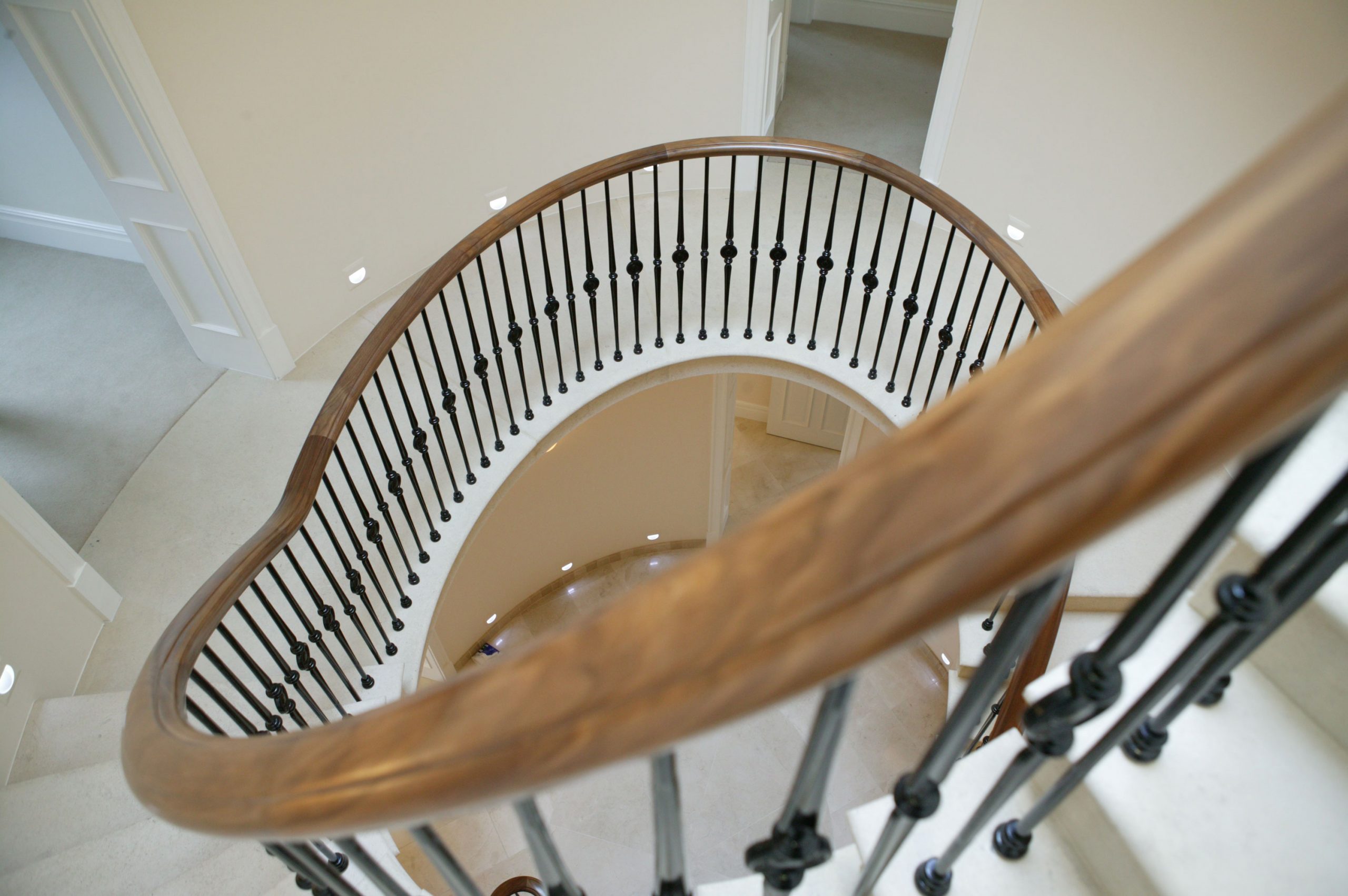 Luxury Timber Handrail Manufacturers